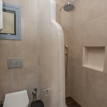 Ampelos Villas *